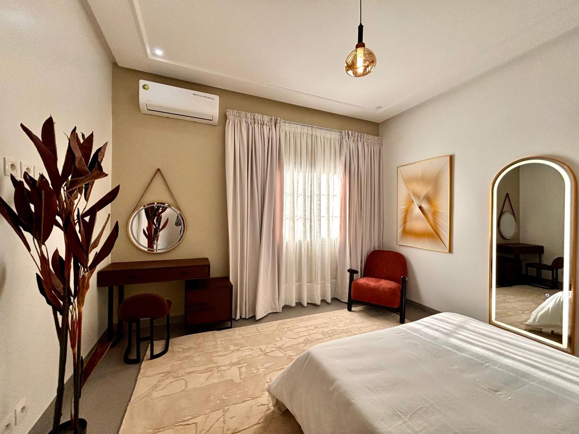 Lighthouse Signature Suites ดาการ์ ภายนอก รูปภาพ